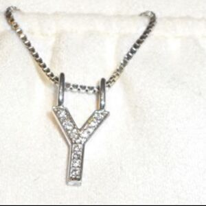 STERLING DIAMOND INTIIAL"Y "NECKLACE NEW